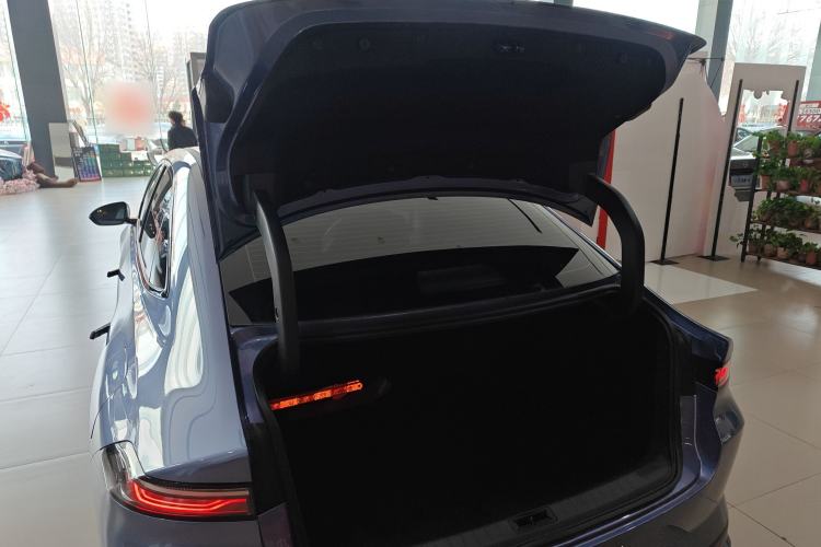 Used Nissan N6 2026 Model 180 Max Trunk