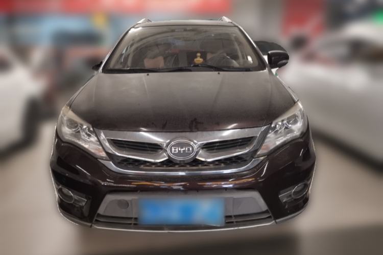 Used BYD S7 2015 2.0T Upgraded Automatic Luxury Version Front