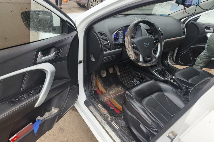 Used Geely Auto Emgrand 2015 Sedan 1.5L Manual - Top Trim Level
