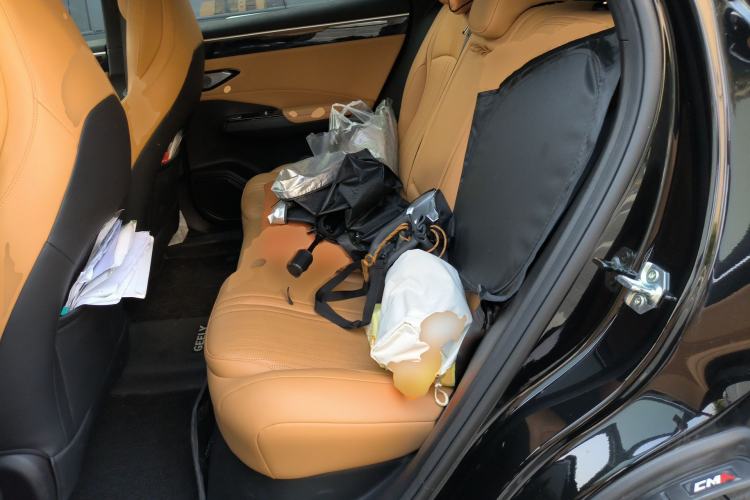 Used Geely Galaxy L7 2023 1.5T 115 km Starship Left Rear Seat