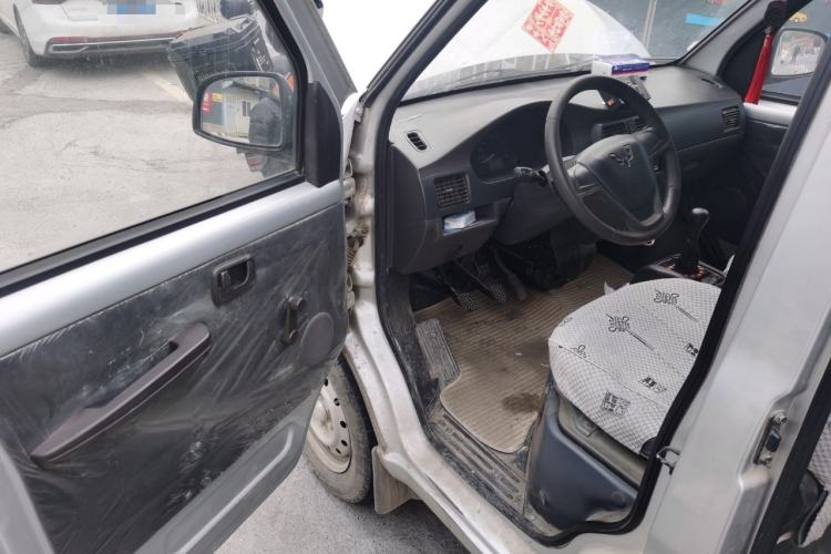 Used Wuling Rongguang 2017 1.5L Extended Basic Version