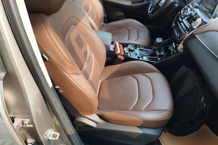 Used BORGWARD BX5 2017 20TGDI Automatic Two-Wheel Drive Pioneer Edition
