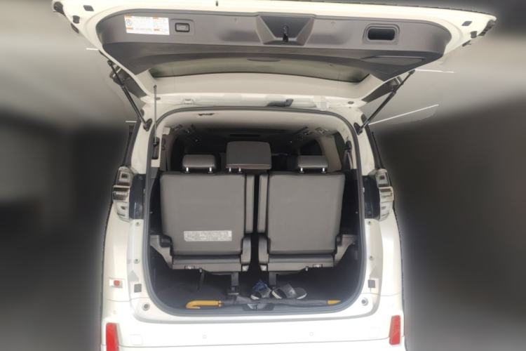 Used Toyota Vellfire 2020 Dual-Engine 2.5L HV Luxury Edition Trunk