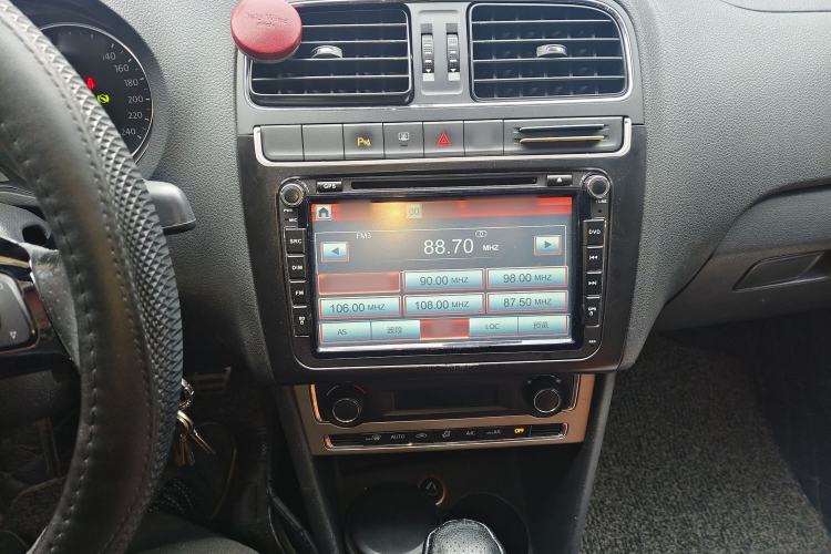 Used Volkswagen Polo 2014 1.6L Cross Polo Automatic
