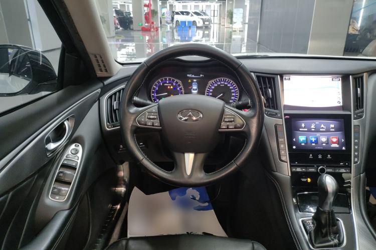 Used Infiniti Q50L 2015 2.0T Enjoyment Edition Steering Wheel