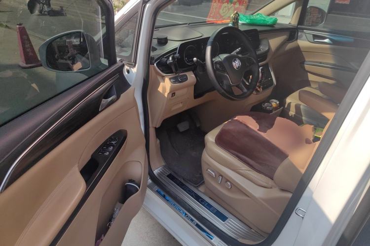 Used Buick GL8 2021 ES Landtrek 653T Smart Luxury Model Driver Seat