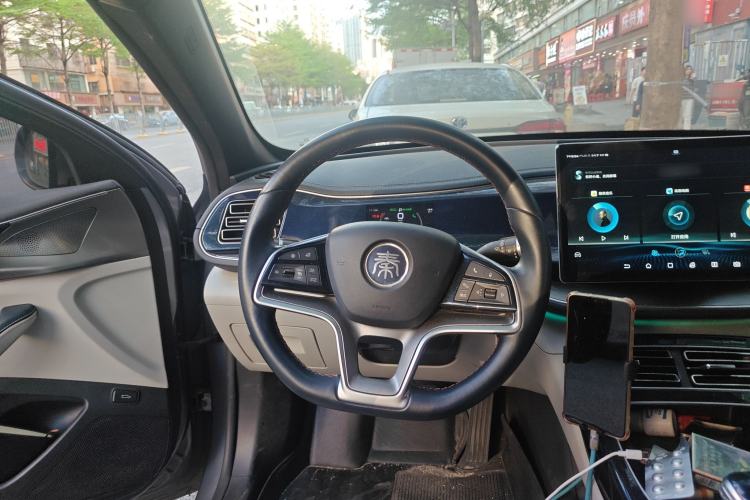 Used BYD Qin PLUS 2021 EV 600KM Flagship Model
