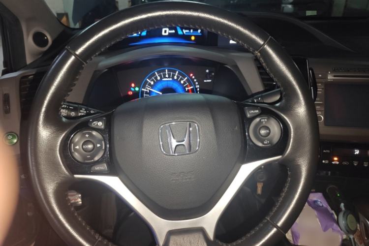 Used Honda Civic 2013 10th Anniversary 1.8L Automatic Luxury Edition Steering Wheel