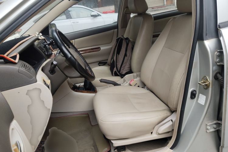 Used BYD F3 2011 1.5L New Platinum Edition Standard Version
