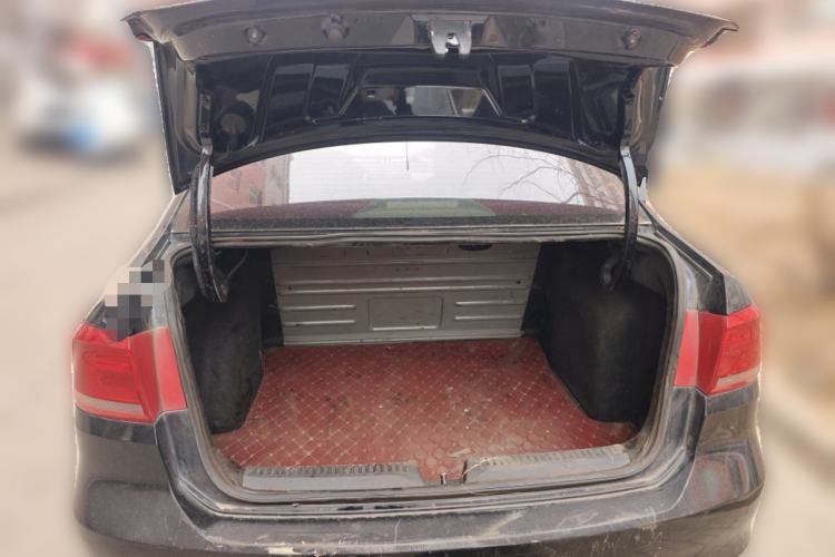 Used Volkswagen Santana 2013 1.6L Automatic Comfort Edition
