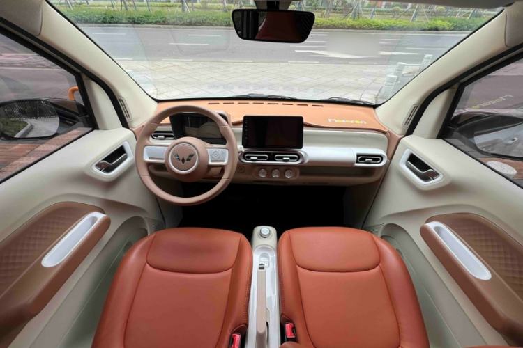 Used Wuling Hongguang MINIEV 2024 3rd Generation 215km Youth Edition Interior 2