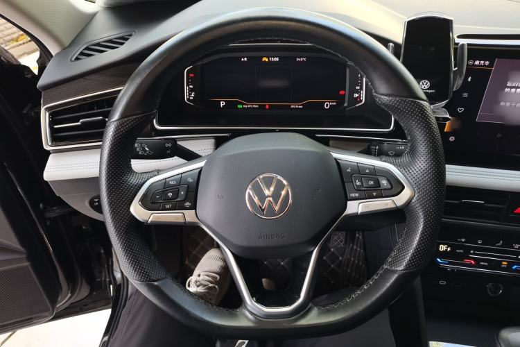 Used Volkswagen Tiguan L 2024 300TSI Automatic Two-Wheel Drive Smart Edition