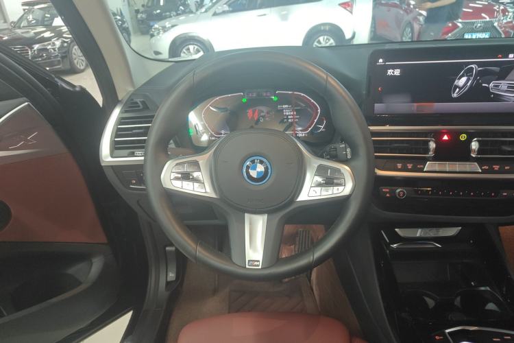 Used BMW iX3 2024 Leading Model
