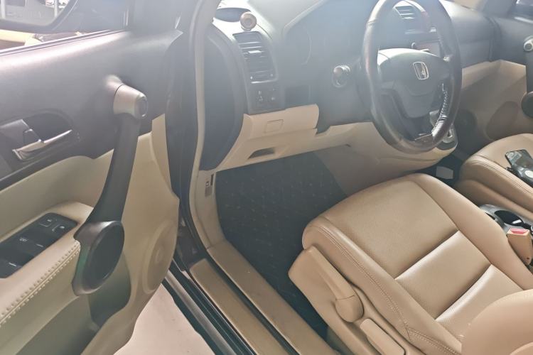 Used Honda CR-V 2010 2.0L automatic two-wheel drive urban version Driver Seat