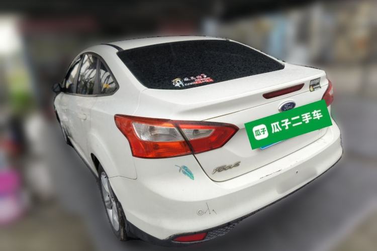 Used Ford Focus 2012 Sedan 1.6L Manual Fashion Edition