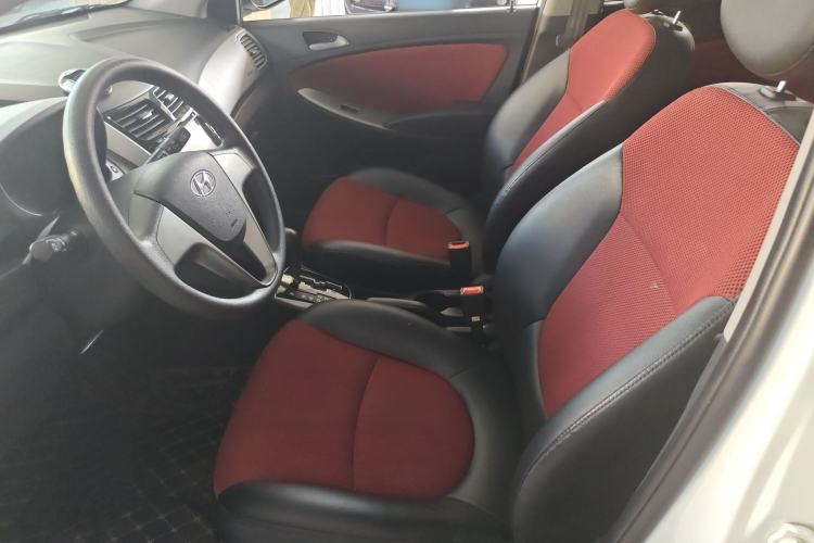 Used Hyundai Verna Ray 2014 1.4L Automatic GLX