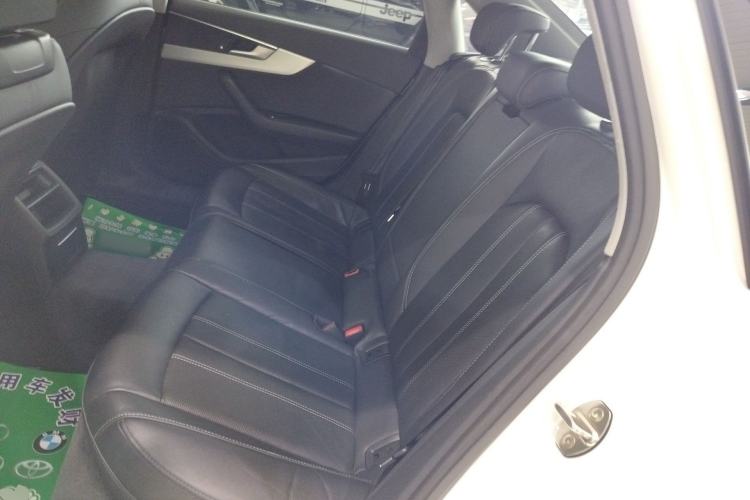 Used Audi A4L 2022 40 TFSI Fashion Dynamic Model
