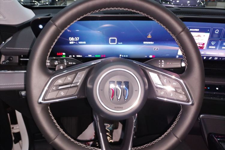 Used Buick E5 2025 Model 620KM Prestige Edition