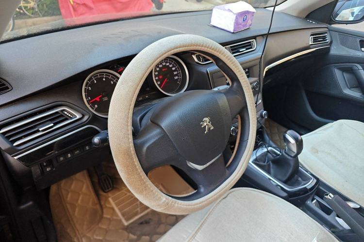 Used Peugeot 408 2014 1.8L Manual Leading Edition