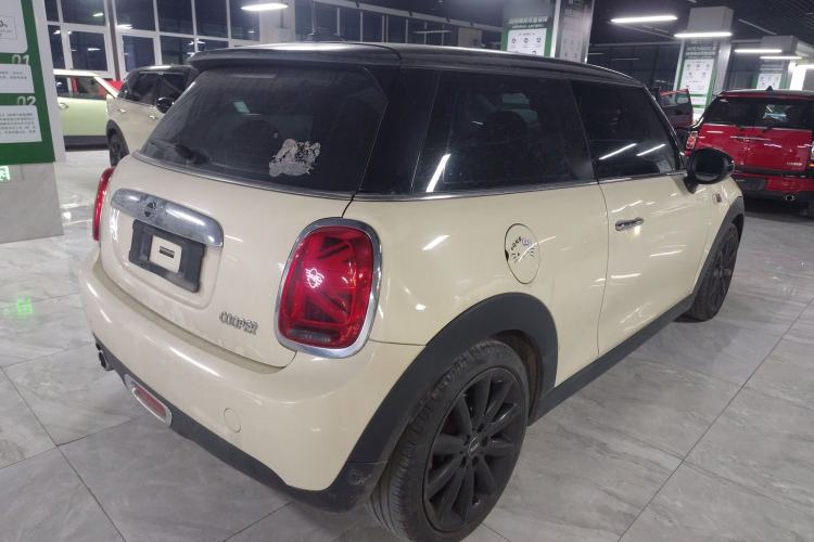Used MINI MINI 2018 1.5T COOPER Artist