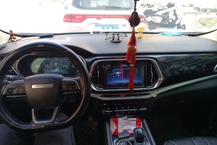 Used JETOUR X90 2019 1.5T Manual Smart Enjoyment Model 6 Seats China V Emission Standard