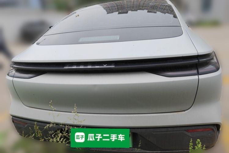 Used Geely Galaxy 8 2025 130km EM-P Exploration Edition