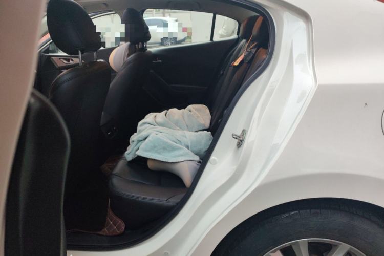 Used Mazda Mazda 3 Axela 2017 Sedan 1.5L Automatic Luxury Model Emission Standard China V
