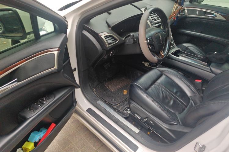 Used Lincoln MKZ 2017 2.0T Luxury Edition Driver Seat