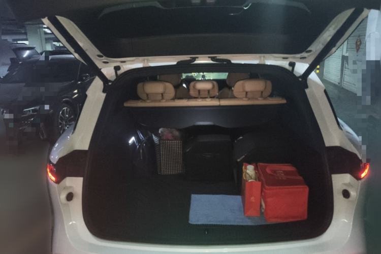 Used VOYAH FREE 2024 Ultra-Long Range Intelligent Driving Version Trunk