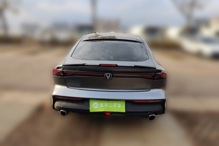 Used CHANGAN UNI-V 2022 1.5T Prestige Version