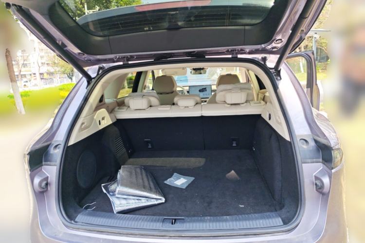 Used VOYAH FREE 2025 Model FREE+ Four-Wheel-Drive Qiankun Edition Trunk