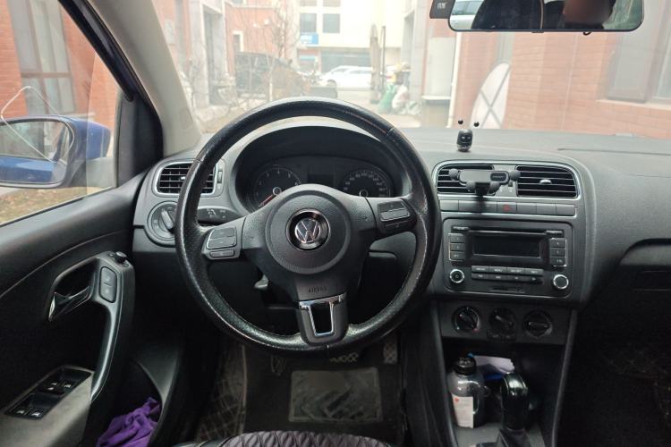 Used Volkswagen Polo 2011 1.6L Automatic ZhiShang Version