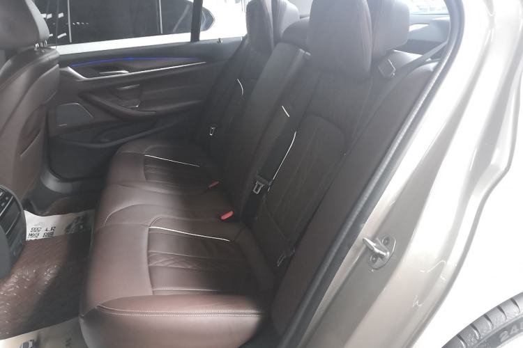 Used BMW 5 Series 2019 Facelifted 530Li Leading Edition Luxury Package
