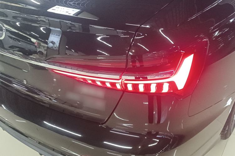 Used Audi A6L 2022 40 TFSI Luxury Dynamic Model Right Rear Taillight