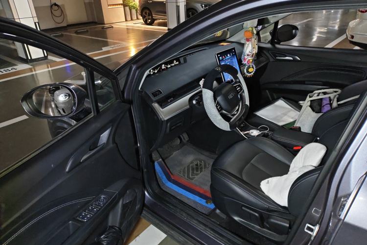 Used NETA V 2021 Long-Range Entertainment Edition Upgrade Model