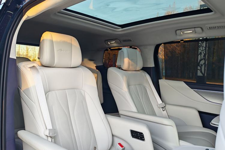 Used Buick GL8 New Energy 2026 Model Lu Zun Luxury Edition
