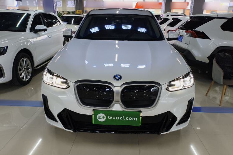 Used BMW iX3 2024 Leading Model