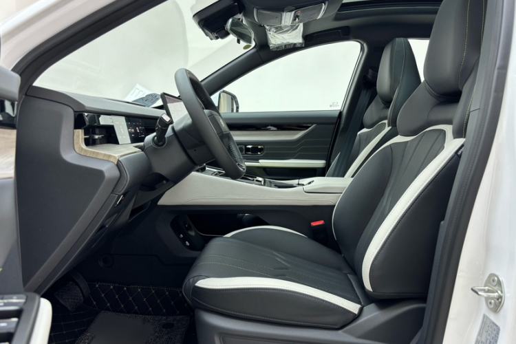 Used JETOUR Shanhai Shanhai L6 2024 1.5TD DHT MAX
