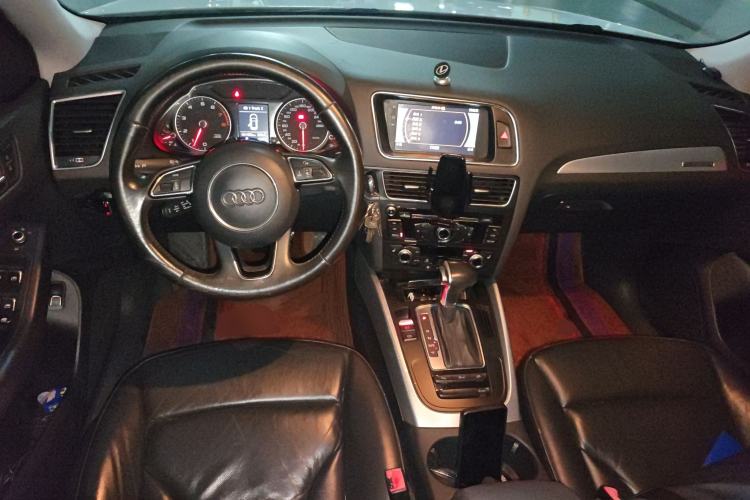 Used Audi Q5 2015 40 TFSI Technology Edition
