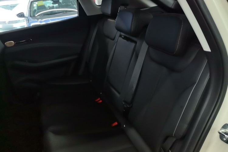 Used Baojun Yunhai 2024 140km Plug-in Hybrid Version
