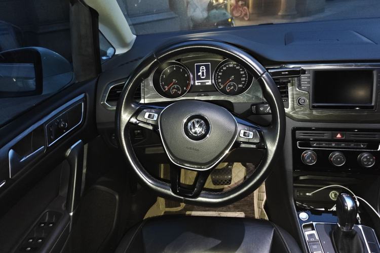 Used Volkswagen Golf Sportsvan 2016 280TSI Automatic Luxury Model