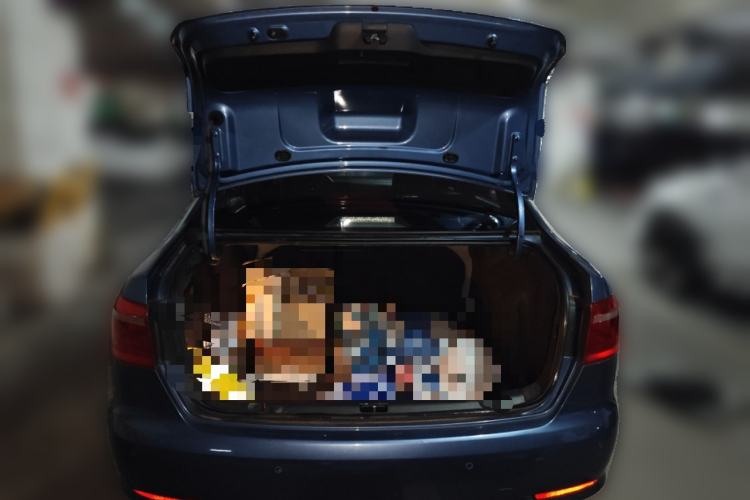 Used Volkswagen Lavida 2013 1.6L Automatic Luxury Edition Trunk