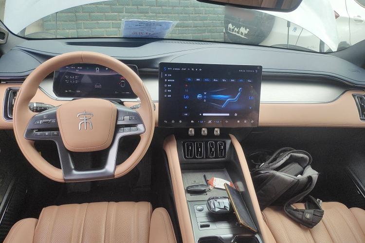 Used BYD Song L EV 2024 662 km Excellence Version
