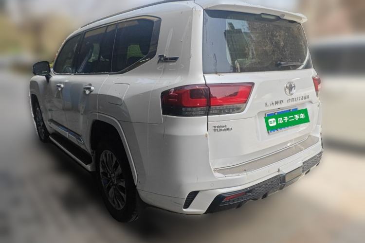 Used Toyota Land Cruiser 
