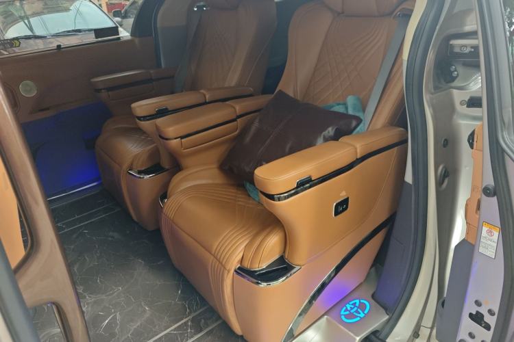 Used Toyota SIENNA 2021 2.5L Hybrid Luxury Edition