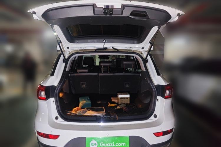 Used GAC Trumpchi GS4 2017 235T Manual Two-Wheel Drive Luxury Edition Trunk