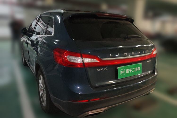 Used Lincoln MKX 2015 2.0T Two-Wheel Drive Deluxe Edition Rear Left 45 Deg