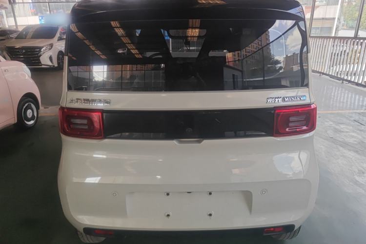 Used Wuling Hongguang MINIEV 2021 Macaron Fashion Model Lithium Iron Phosphate Rear