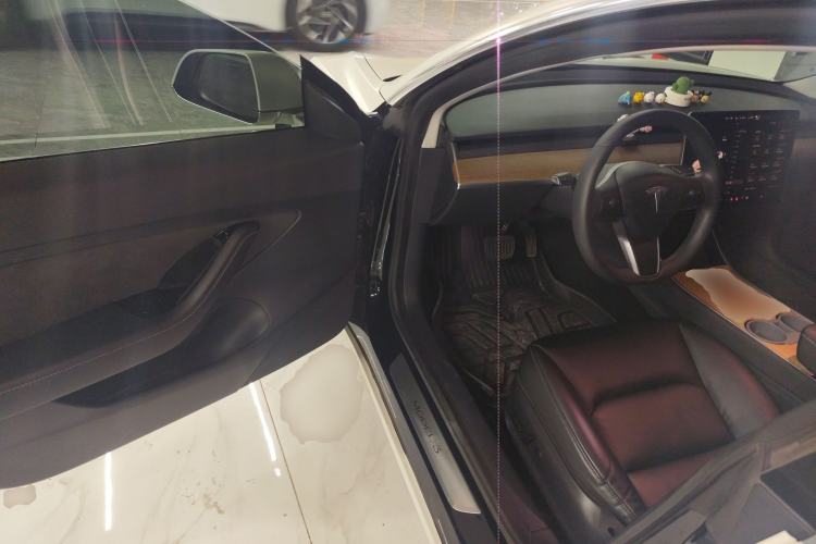 Used Tesla Model 3 2020 Long-Range Rear-Wheel-Drive Version