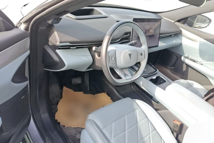 Used Deepal S05 2024 510 Ultra Pure Electric Version Center Console